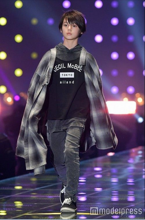 Hotboy Alex Shou gia nhập showbiz Nhật